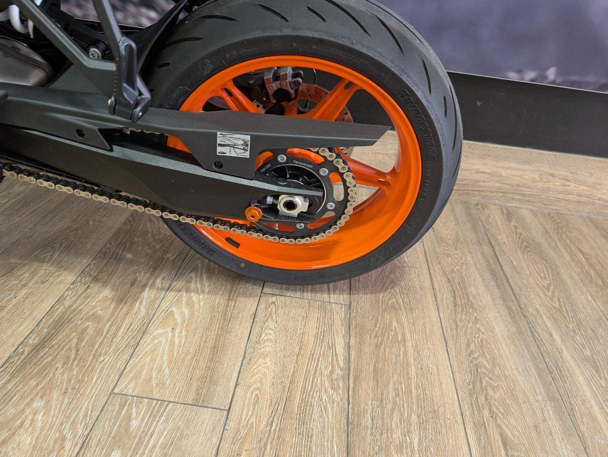 2024 KTM 990 DUKE ROAD