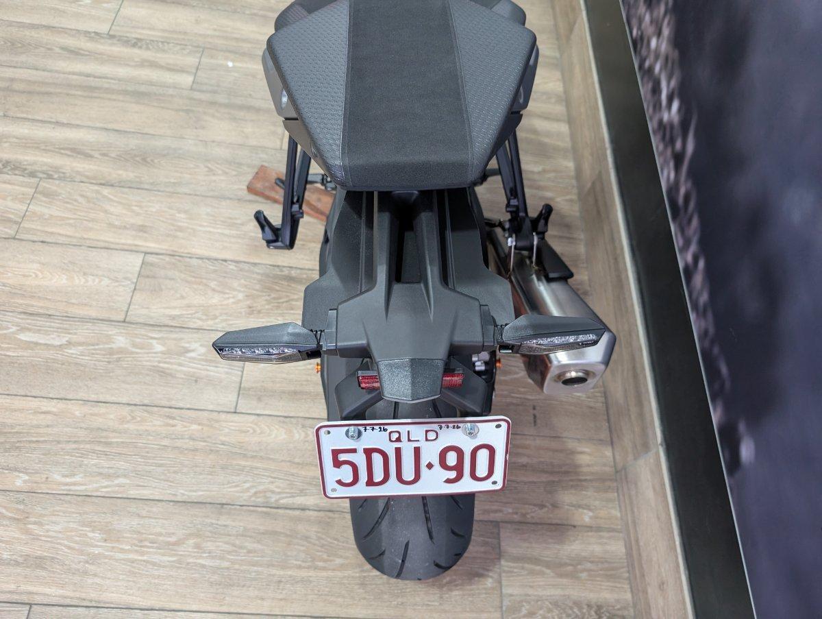 2024 KTM 990 DUKE ROAD