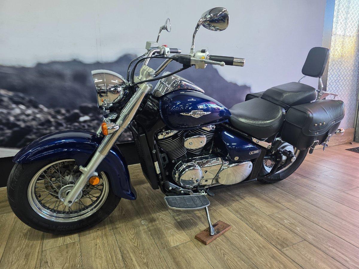 2010 SUZUKI VL800T (BOULEVARD C50T) CRUISER