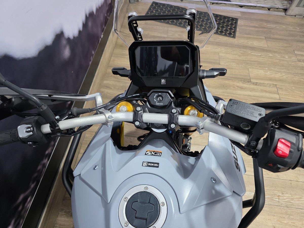 2023 SUZUKI V-STROM 800DE ROAD