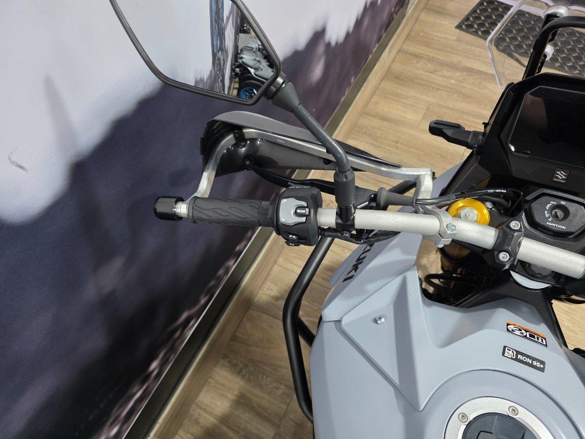 2023 SUZUKI V-STROM 800DE ROAD