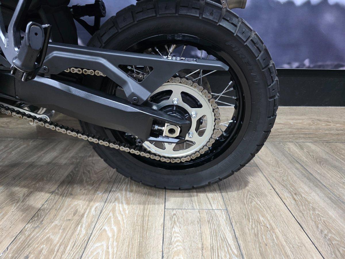 2023 SUZUKI V-STROM 800DE ROAD