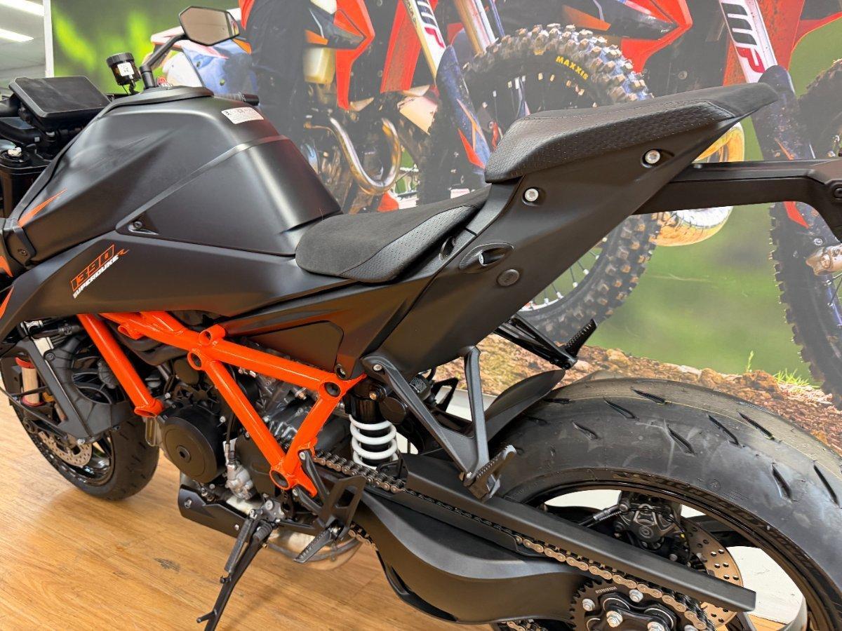 2026 KTM 1390 SUPER DUKE R SPORTS