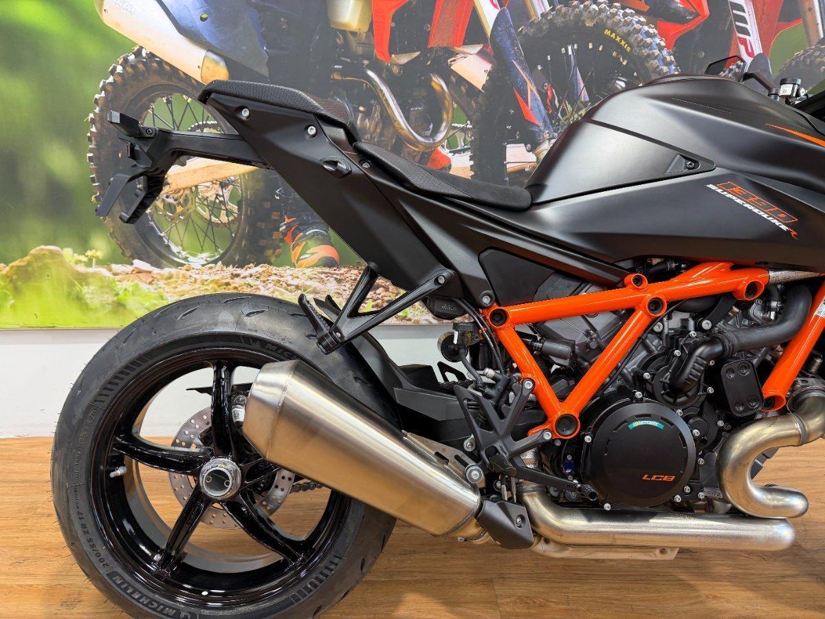 2026 KTM 1390 SUPER DUKE R SPORTS
