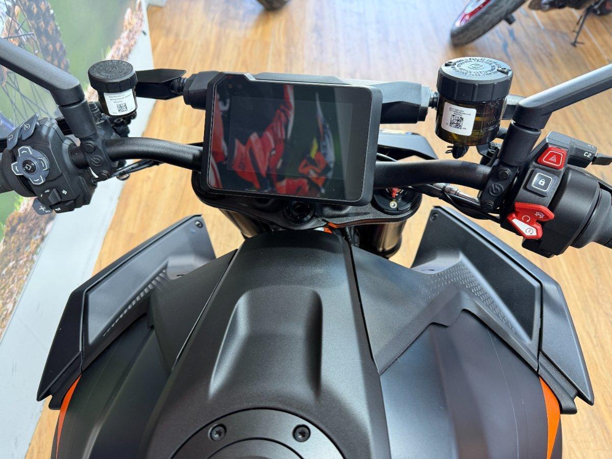 2026 KTM 1390 SUPER DUKE R SPORTS