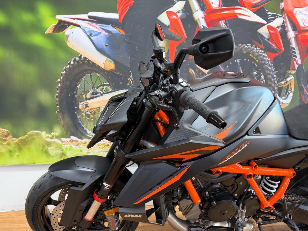 2026 KTM 1390 SUPER DUKE R SPORTS