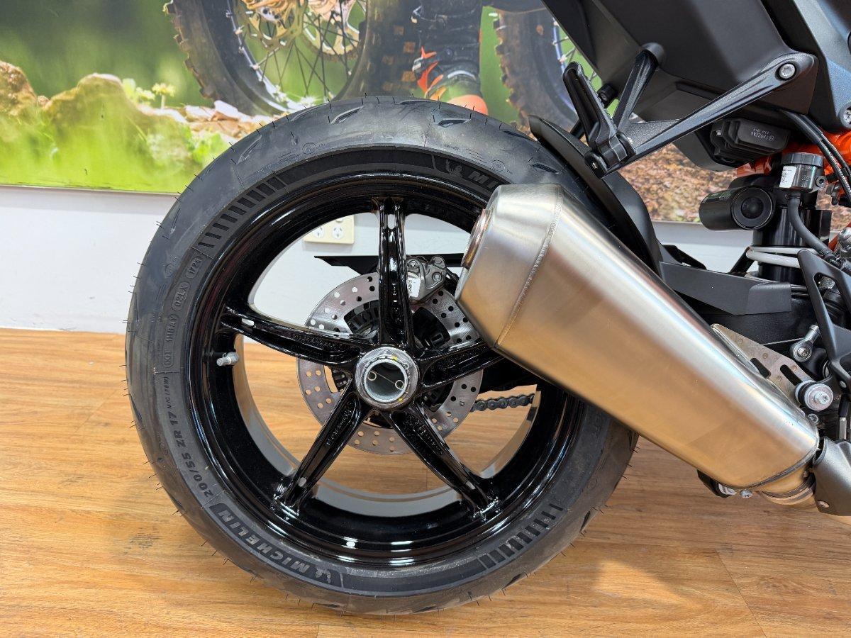 2026 KTM 1390 SUPER DUKE R SPORTS