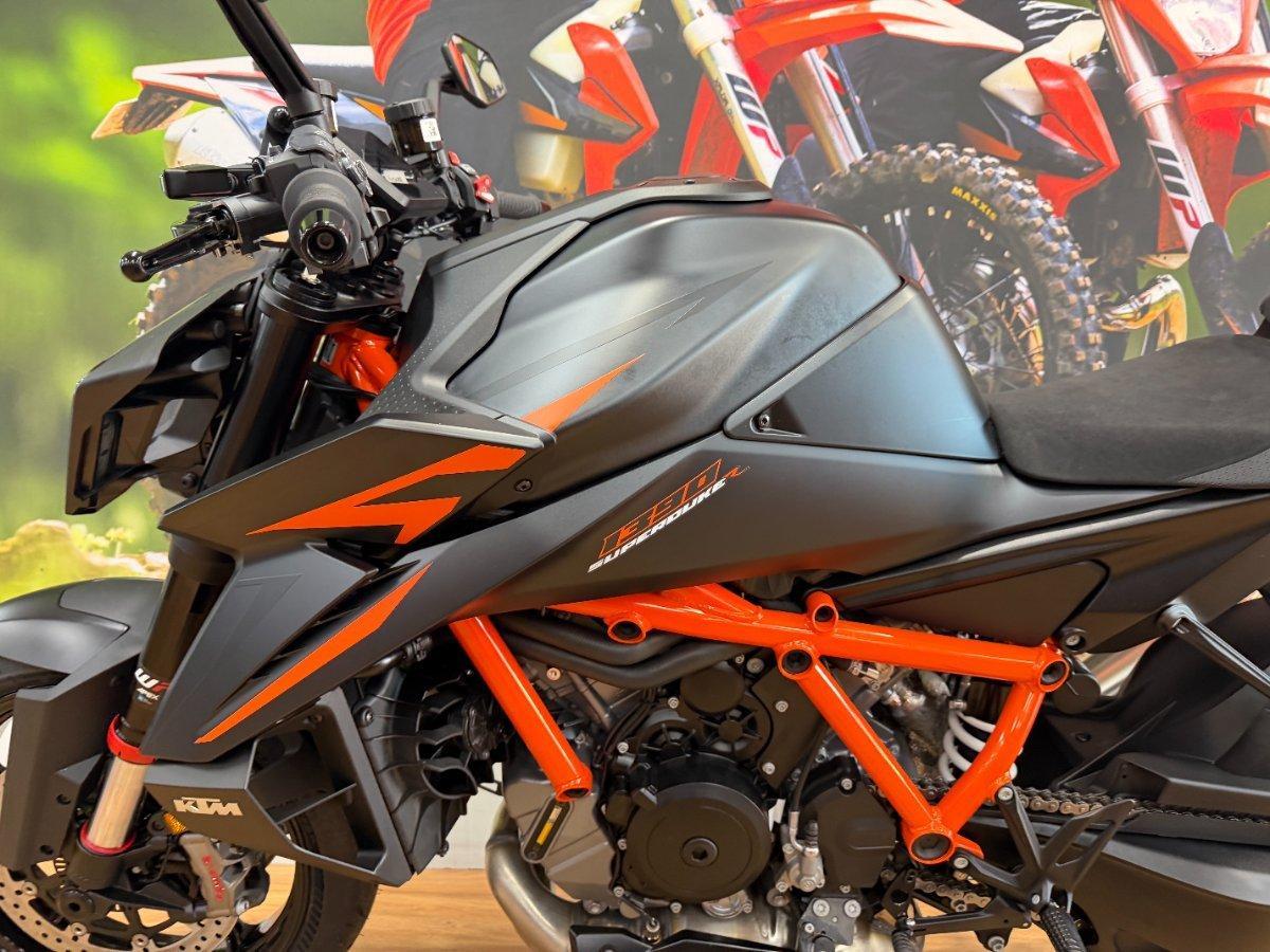 2026 KTM 1390 SUPER DUKE R SPORTS
