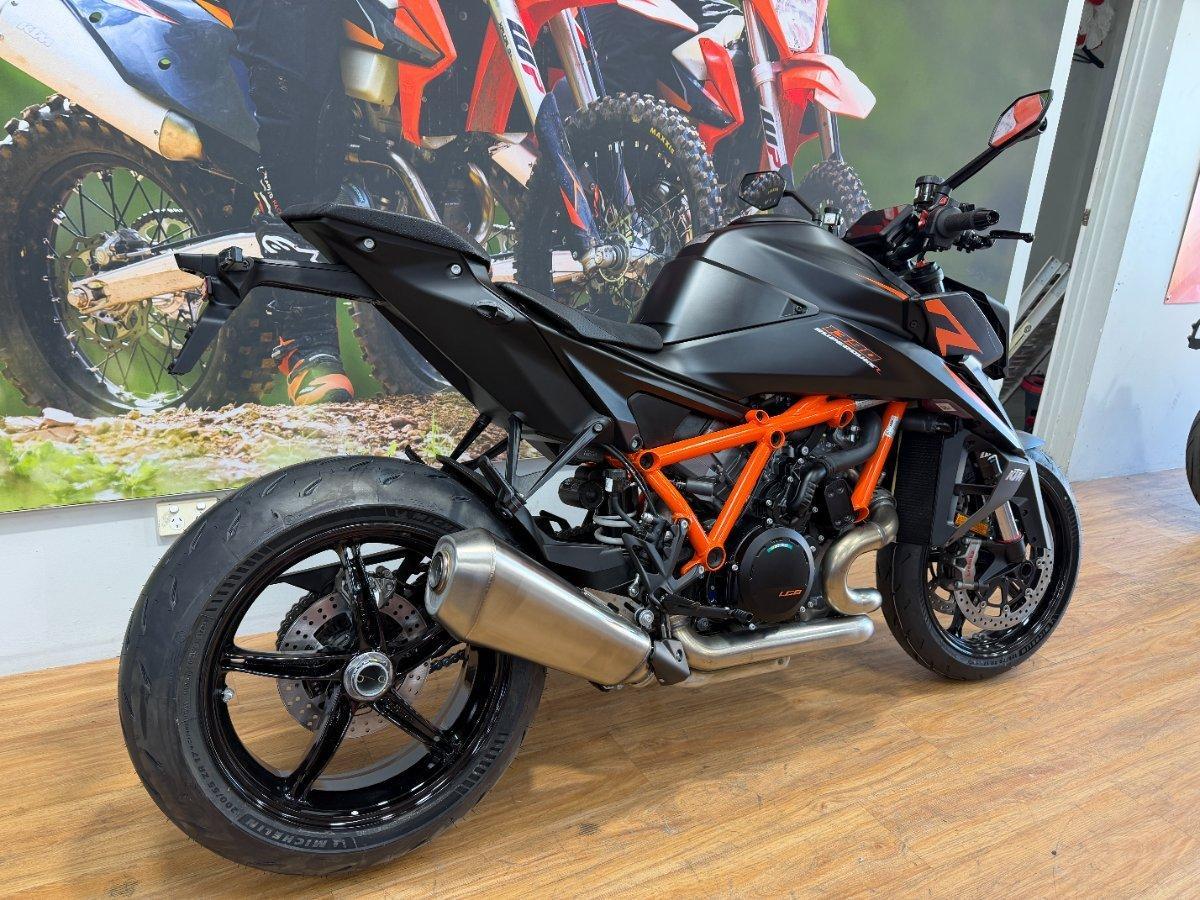 2026 KTM 1390 SUPER DUKE R SPORTS