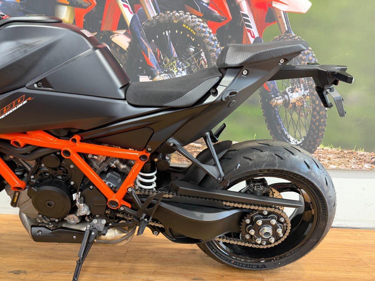 2026 KTM 1390 SUPER DUKE R SPORTS