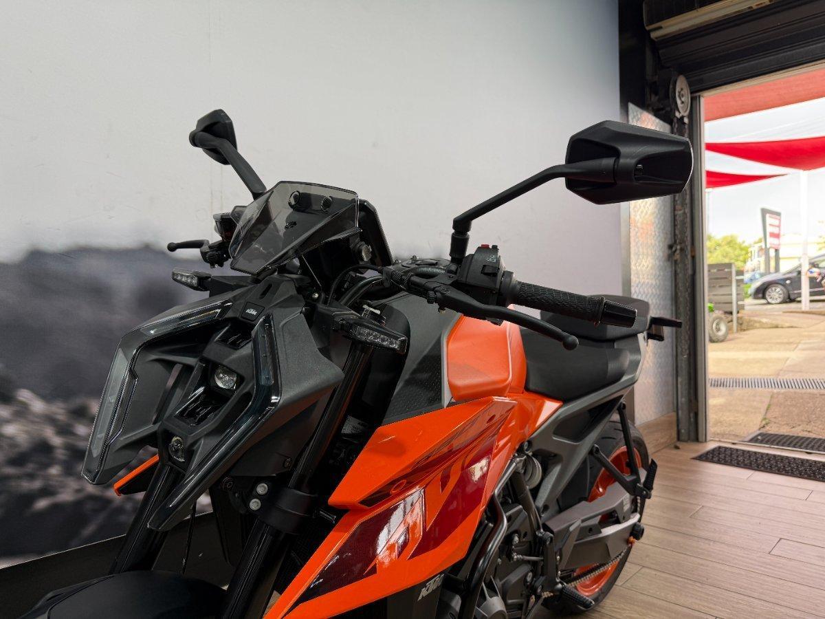 2024 KTM 990 DUKE ROAD