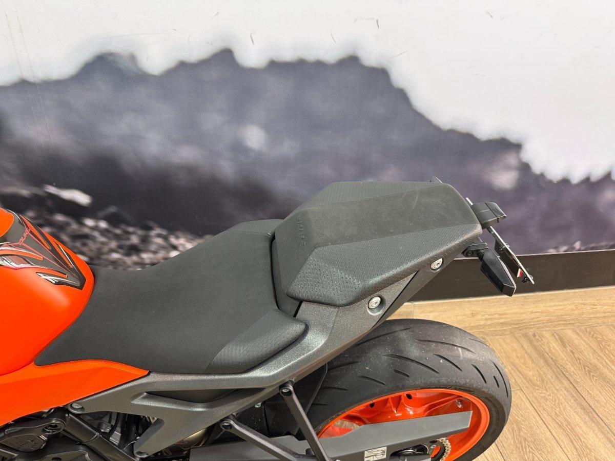 2024 KTM 990 DUKE ROAD