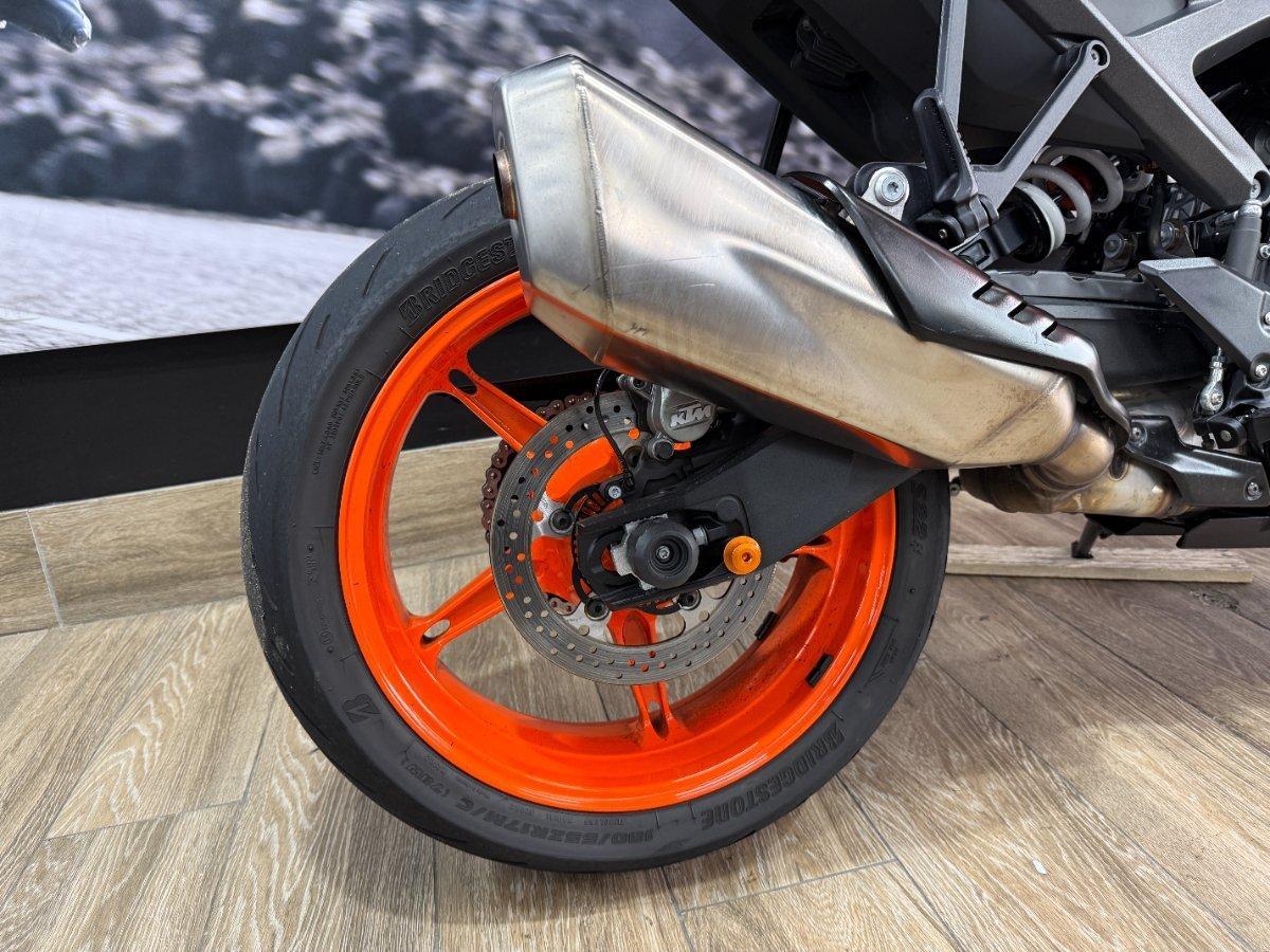 2024 KTM 990 DUKE ROAD