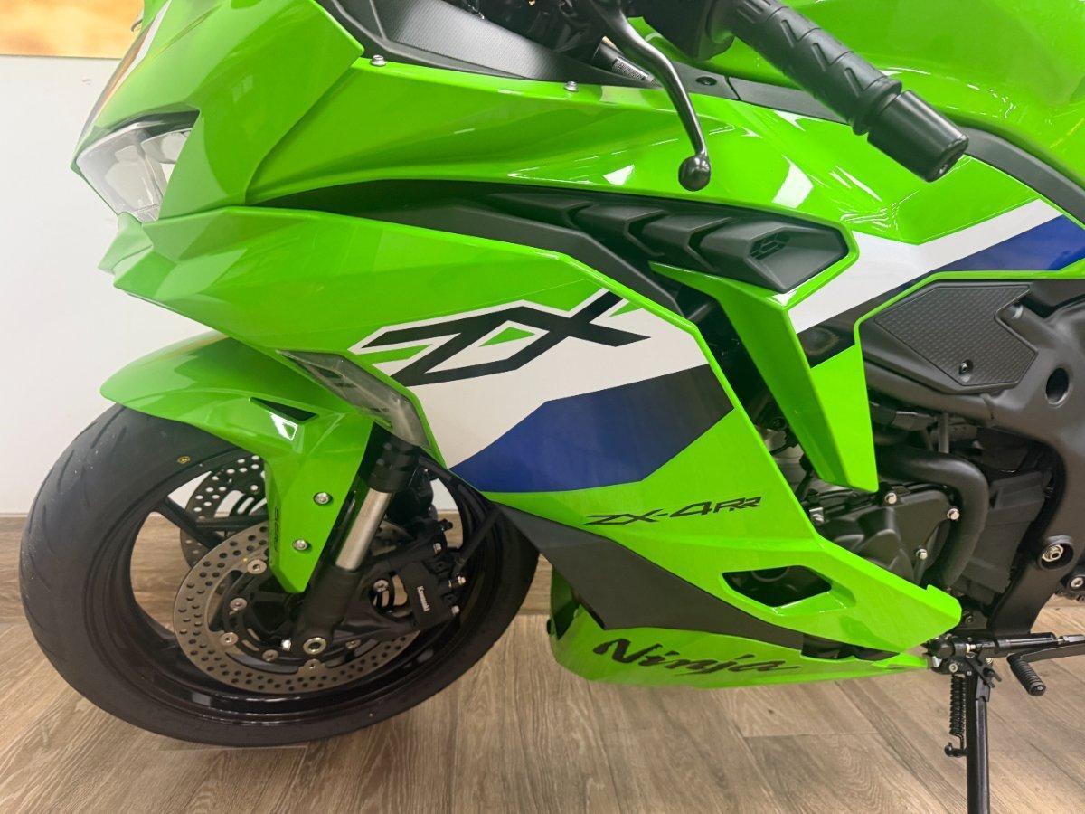 2026 KAWASAKI NINJA 400 ZX-4RR KRT SPORTS