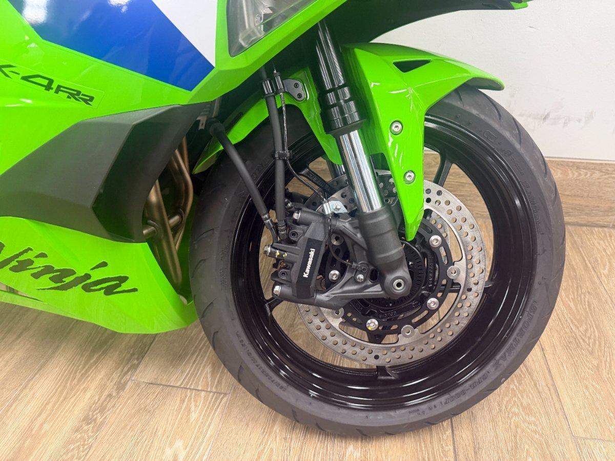 2026 KAWASAKI NINJA 400 ZX-4RR KRT SPORTS