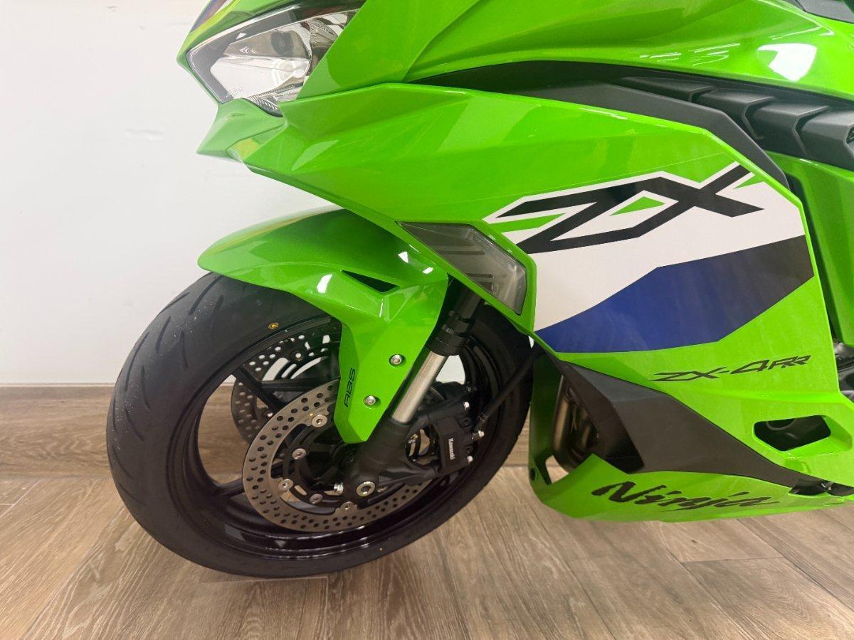 2026 KAWASAKI NINJA 400 ZX-4RR KRT SPORTS