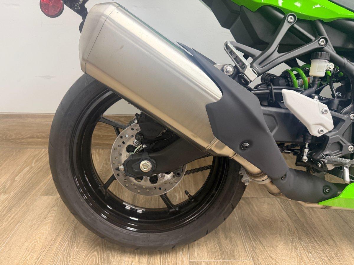 2026 KAWASAKI NINJA 400 ZX-4RR KRT SPORTS