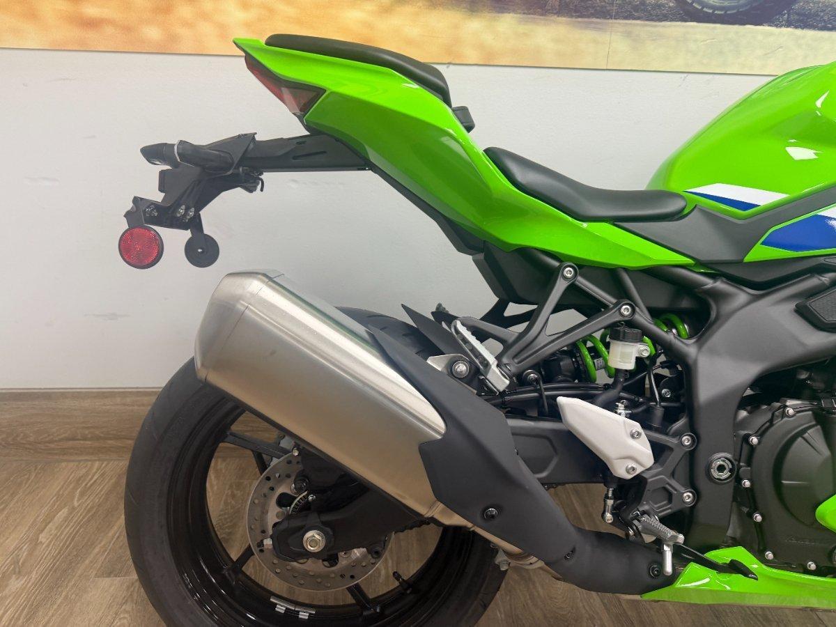 2026 KAWASAKI NINJA 400 ZX-4RR KRT SPORTS