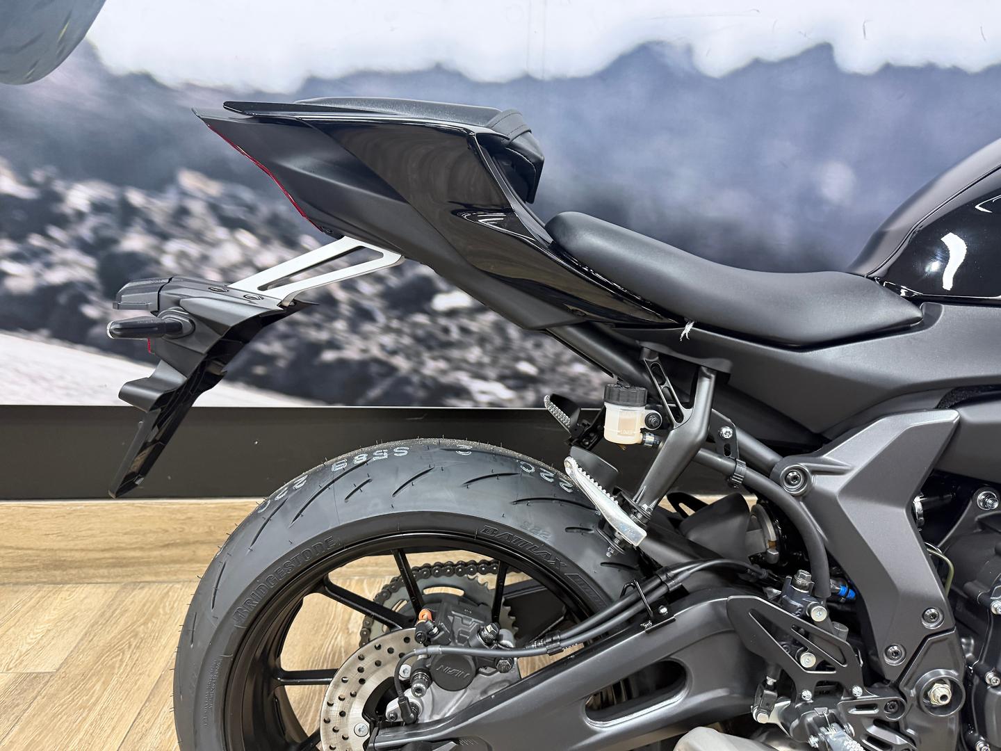 2025 YAMAHA YZF-R7LA SPORTS