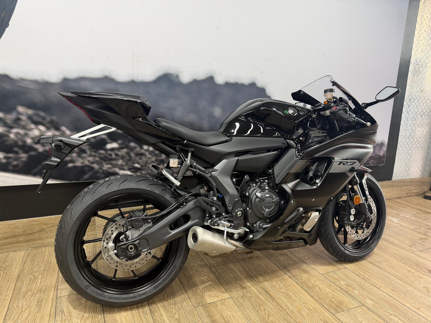 2025 YAMAHA YZF-R7LA SPORTS