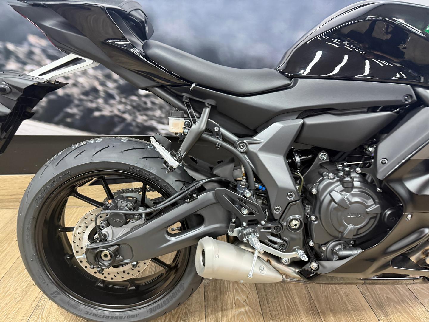 2025 YAMAHA YZF-R7LA SPORTS
