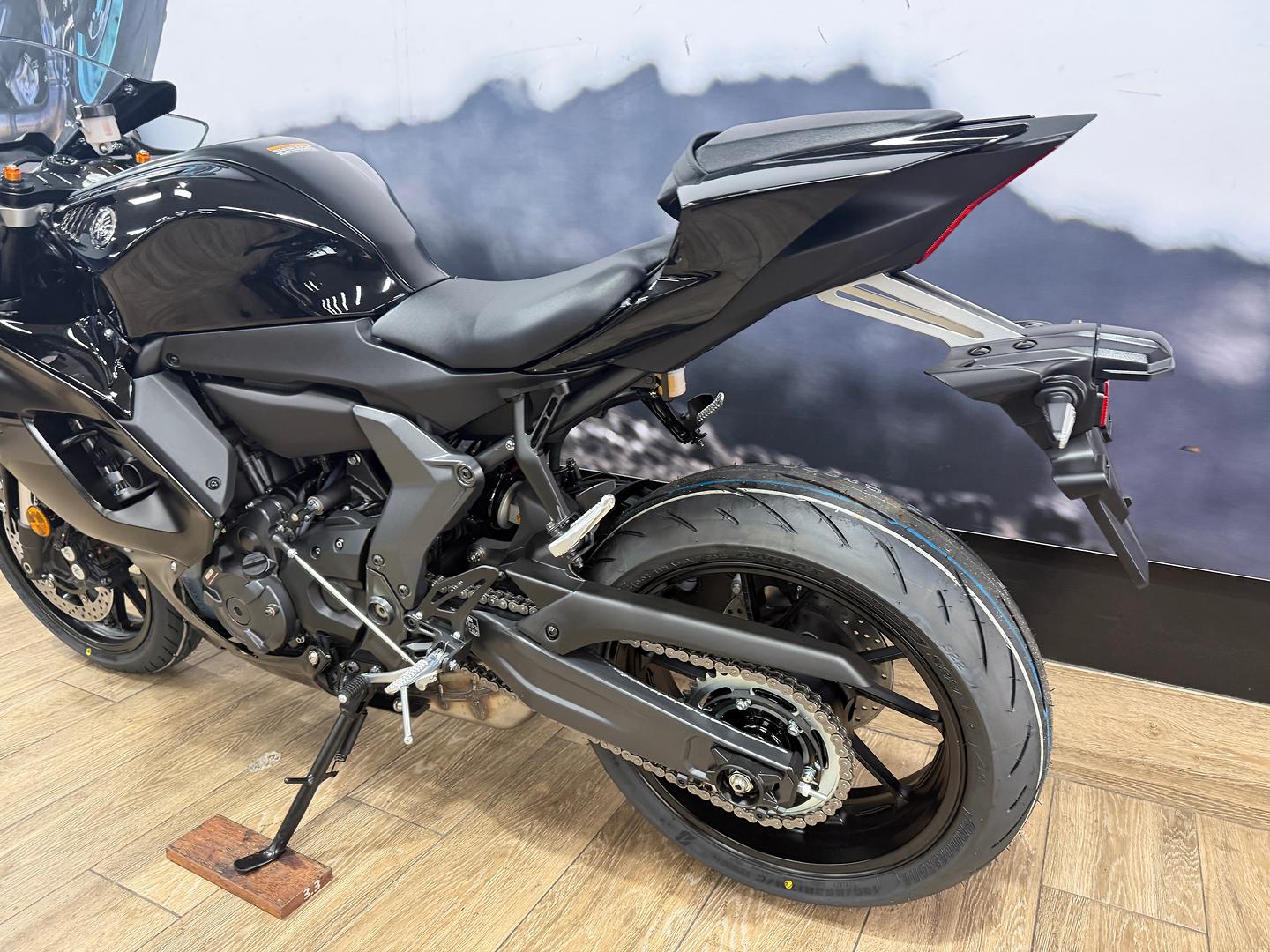 2025 YAMAHA YZF-R7LA SPORTS