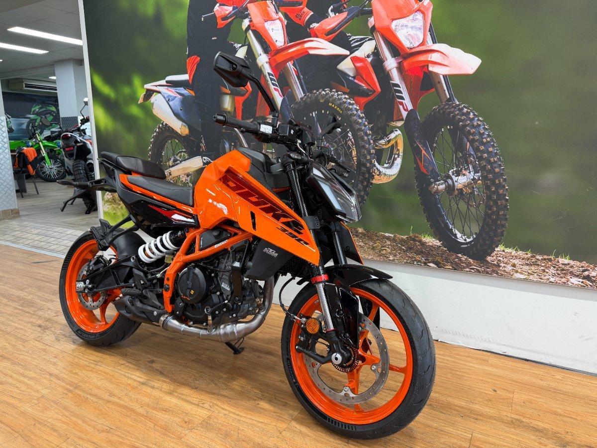 2025 KTM 390 DUKE ROAD