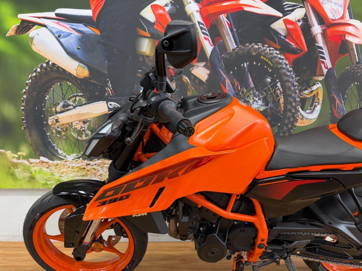 2025 KTM 390 DUKE ROAD
