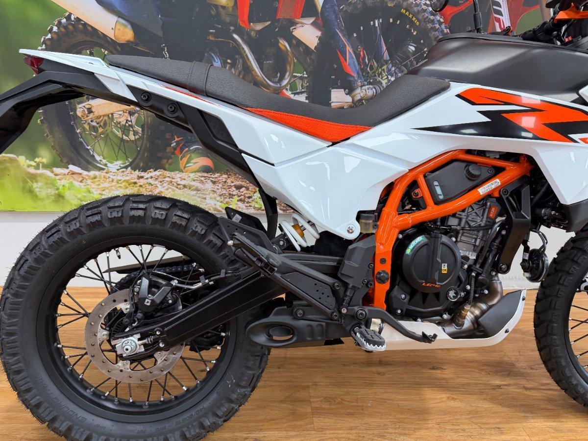 2026 KTM 390 ADVENTURE R DUAL SPORTS