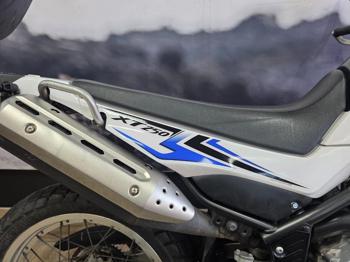 2009 YAMAHA XT250 TRAIL