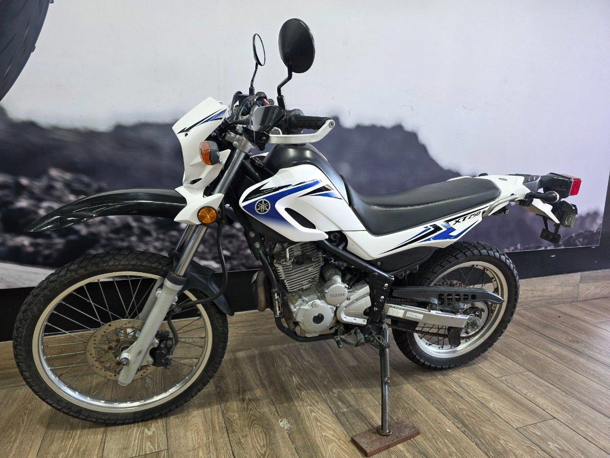 2009 YAMAHA XT250 TRAIL