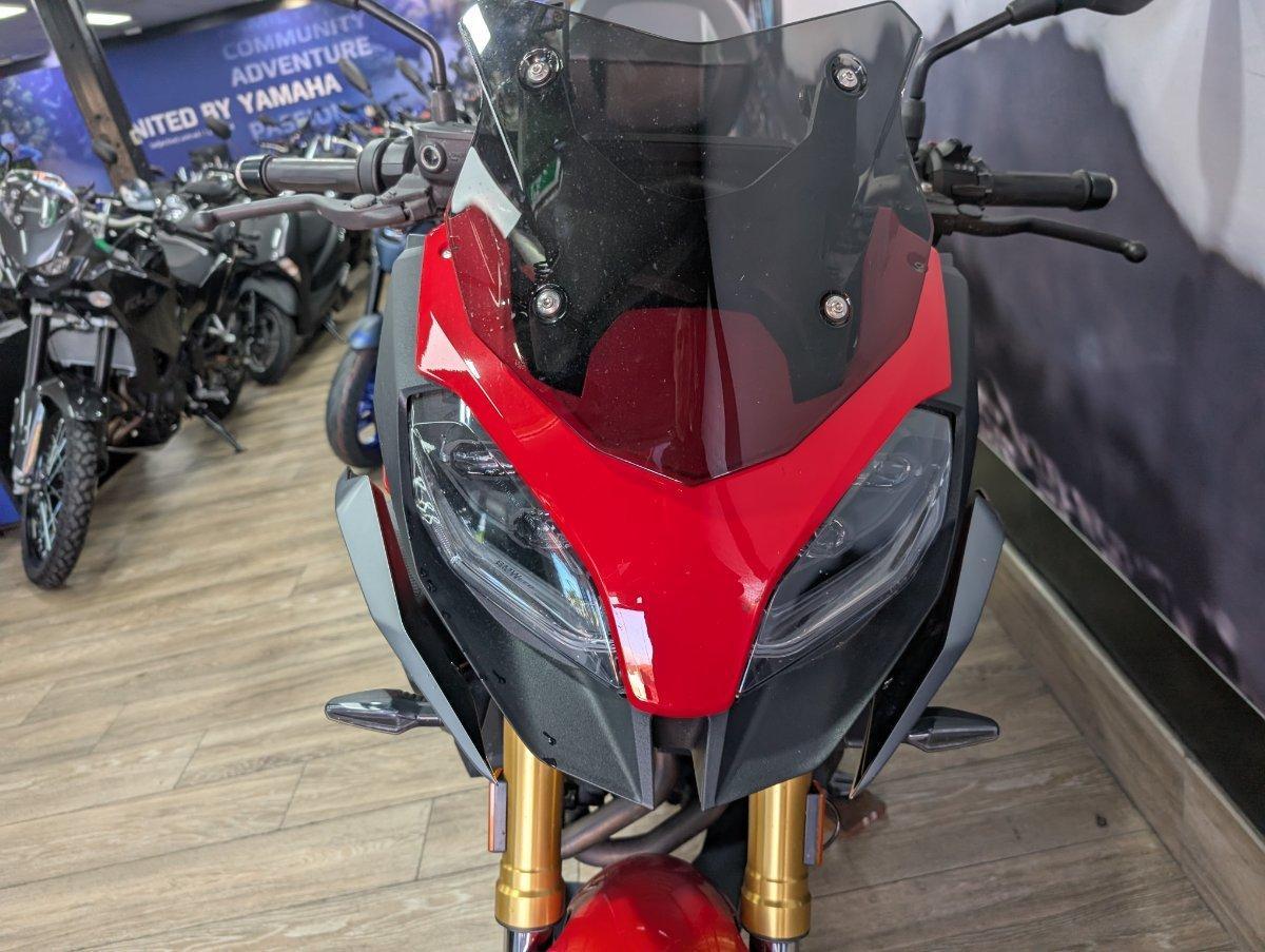 2021 BMW F 900 XR ROAD