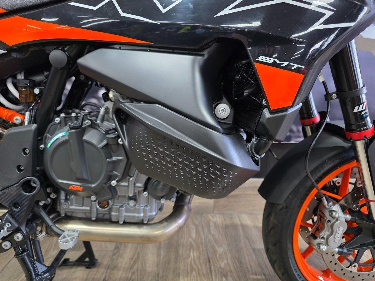 2023 KTM 890 SM-T SPORTS