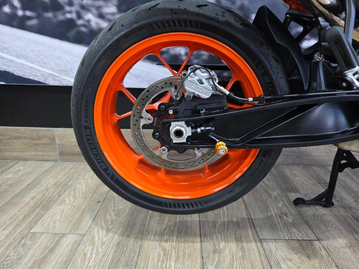 2023 KTM 890 SM-T SPORTS