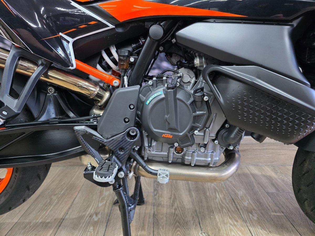2023 KTM 890 SM-T SPORTS