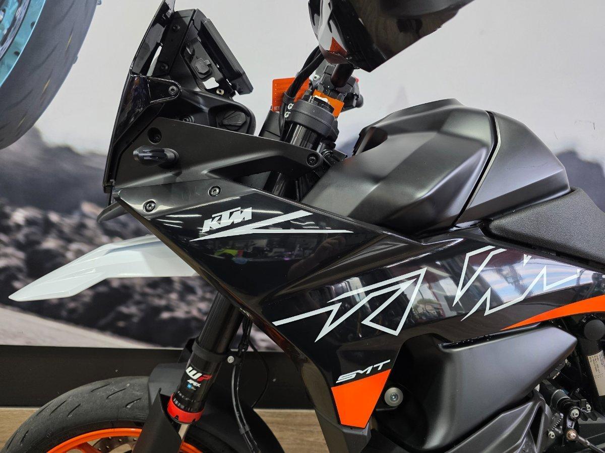 2023 KTM 890 SM-T SPORTS