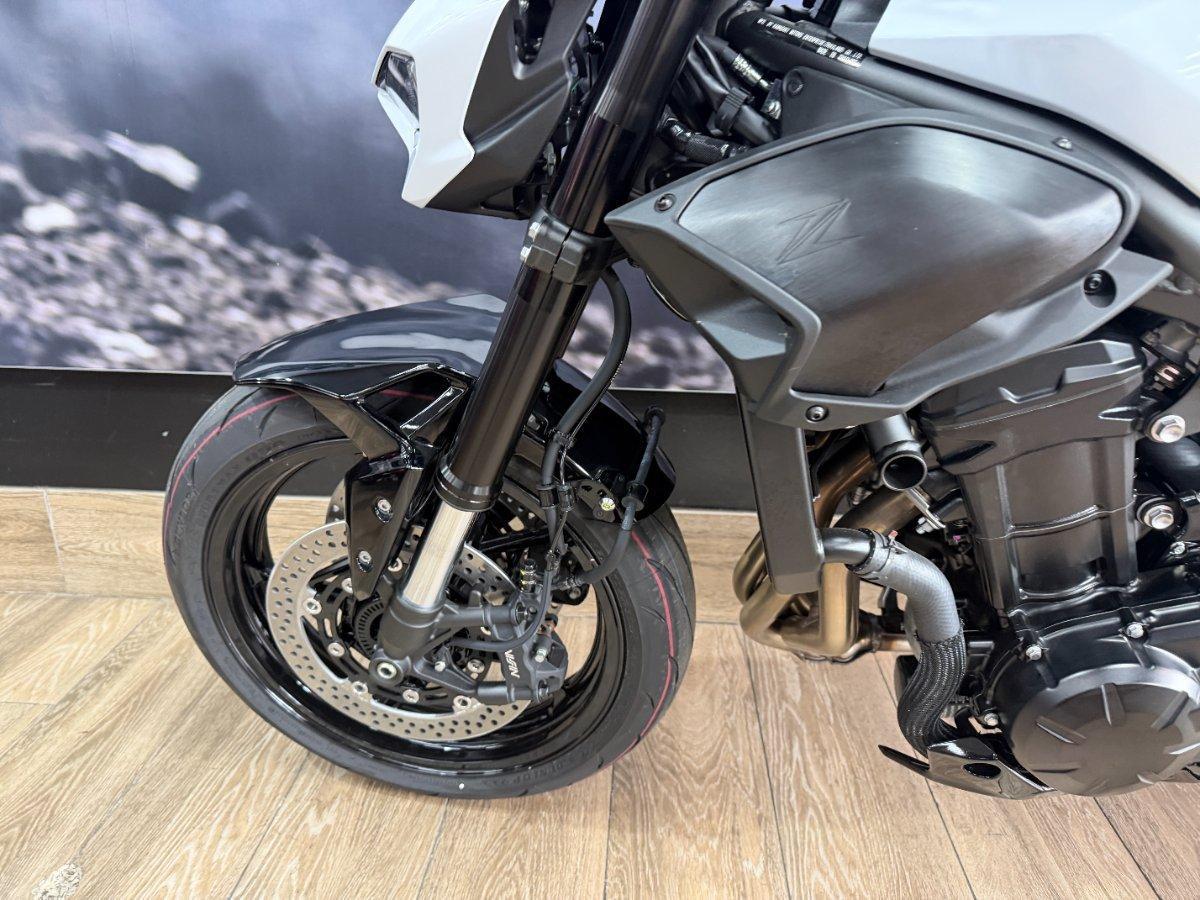 2026 KAWASAKI Z900 (ZR900) SPORTS