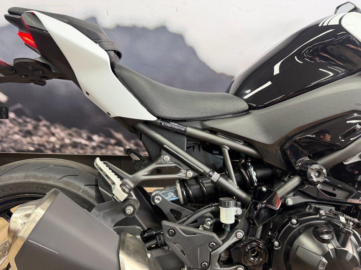 2026 KAWASAKI Z900 (ZR900) SPORTS