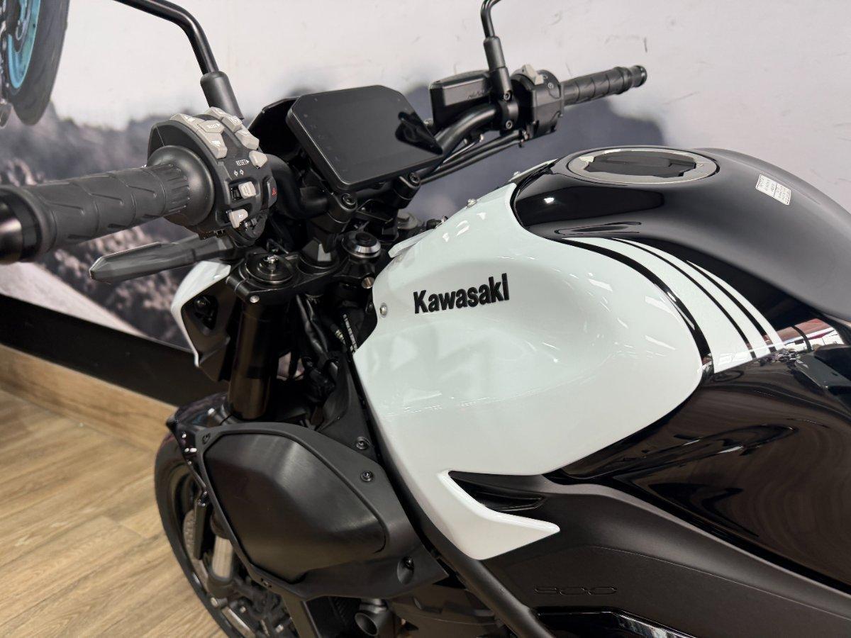 2026 KAWASAKI Z900 (ZR900) SPORTS
