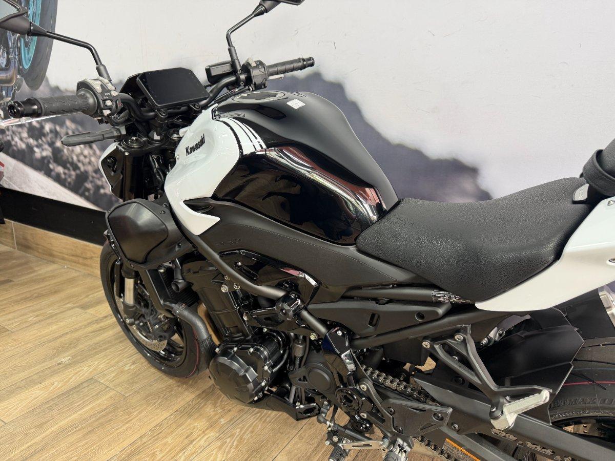 2026 KAWASAKI Z900 (ZR900) SPORTS