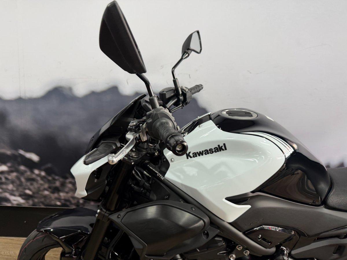 2026 KAWASAKI Z900 (ZR900) SPORTS