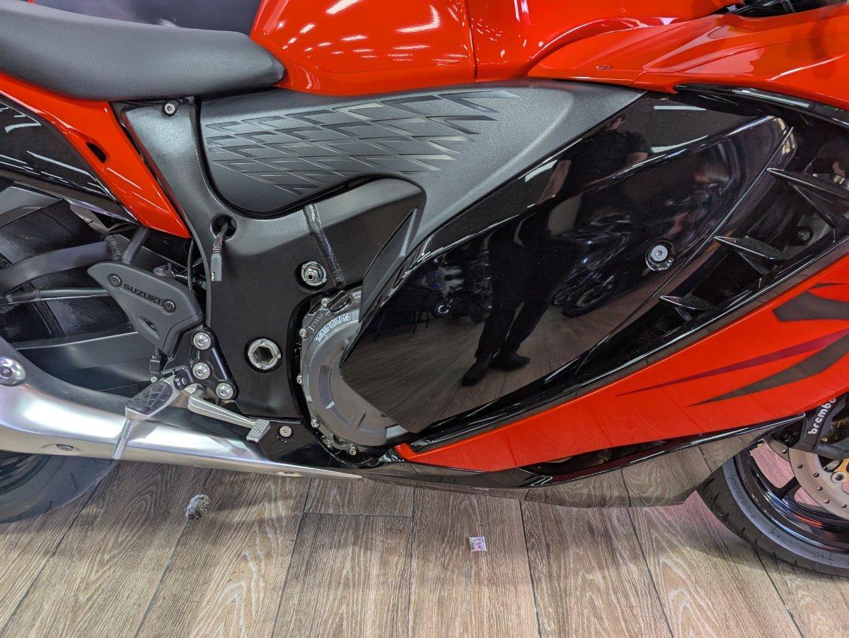2024 SUZUKI HAYABUSA 25TH ANNI (GSX1300RR) SPORTS