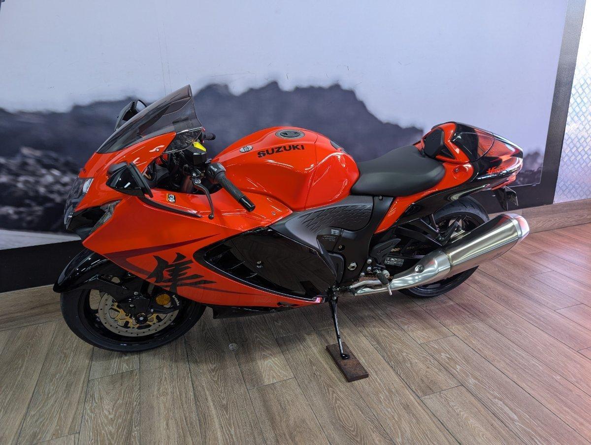 2024 SUZUKI HAYABUSA 25TH ANNI (GSX1300RR) SPORTS