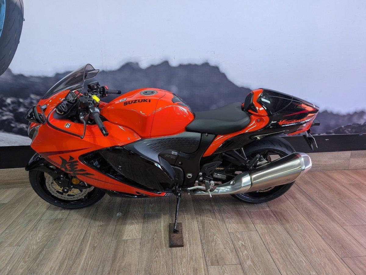 2024 SUZUKI HAYABUSA 25TH ANNI (GSX1300RR) SPORTS