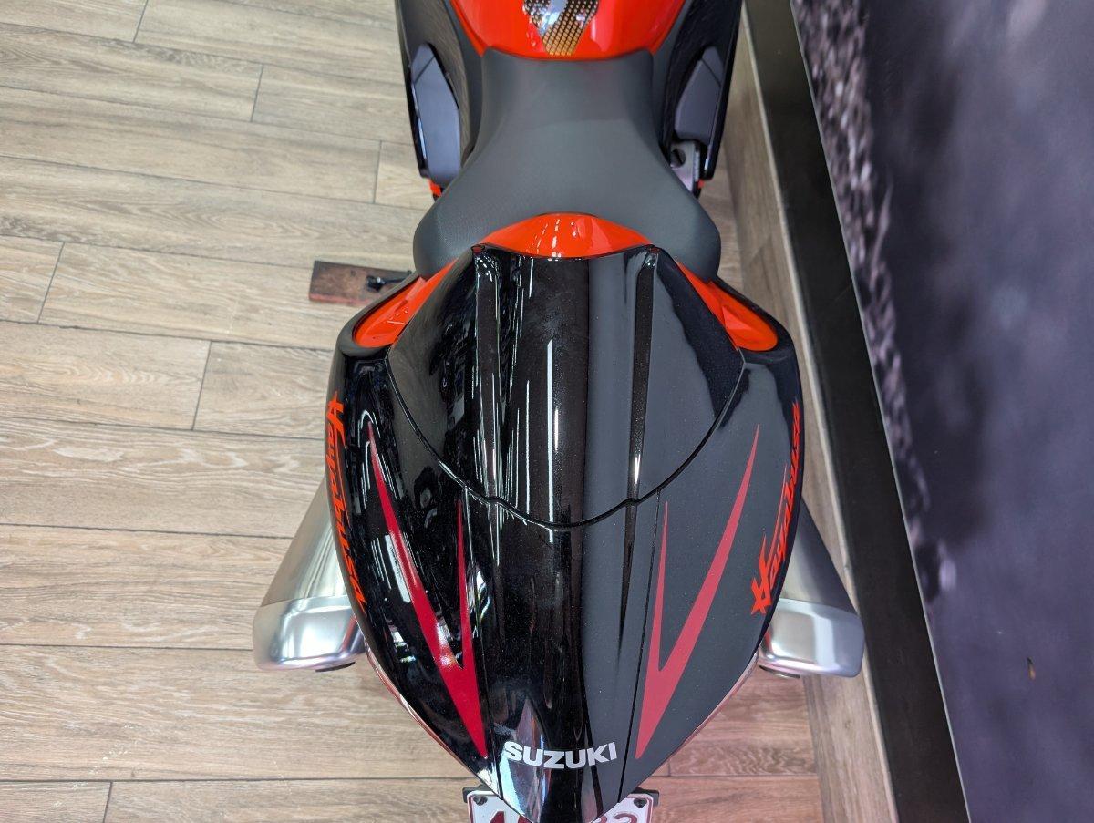 2024 SUZUKI HAYABUSA 25TH ANNI (GSX1300RR) SPORTS