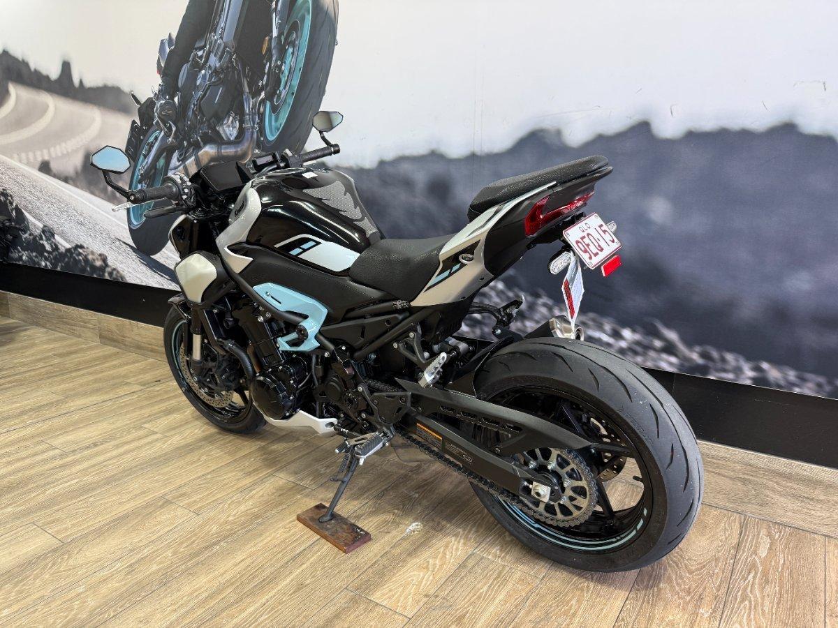 2025 KAWASAKI Z900 (ZR900) SPORTS