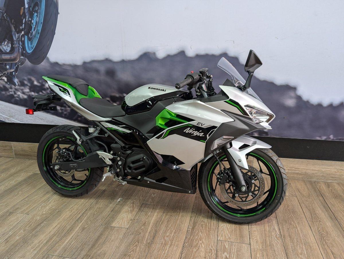 2025 KAWASAKI NINJA e-1 SPORTS