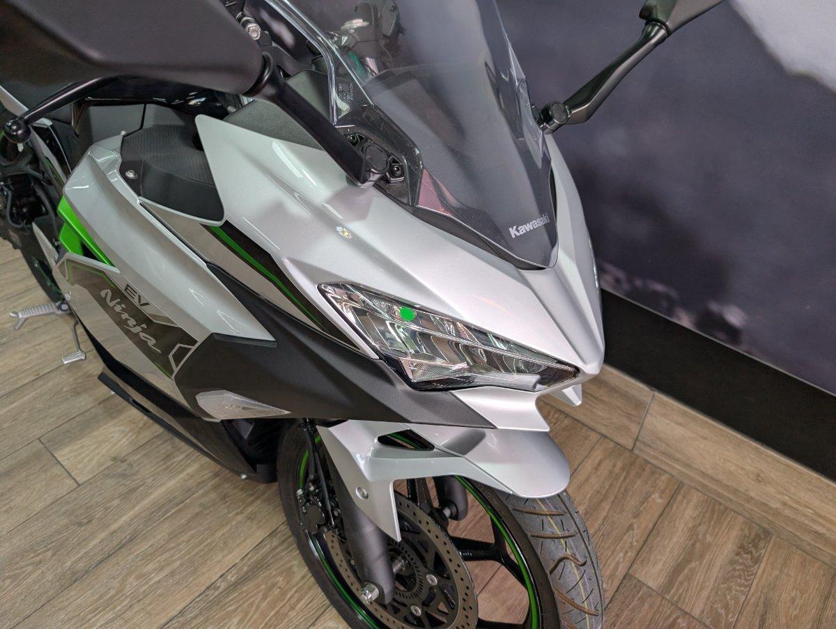 2025 KAWASAKI NINJA e-1 SPORTS