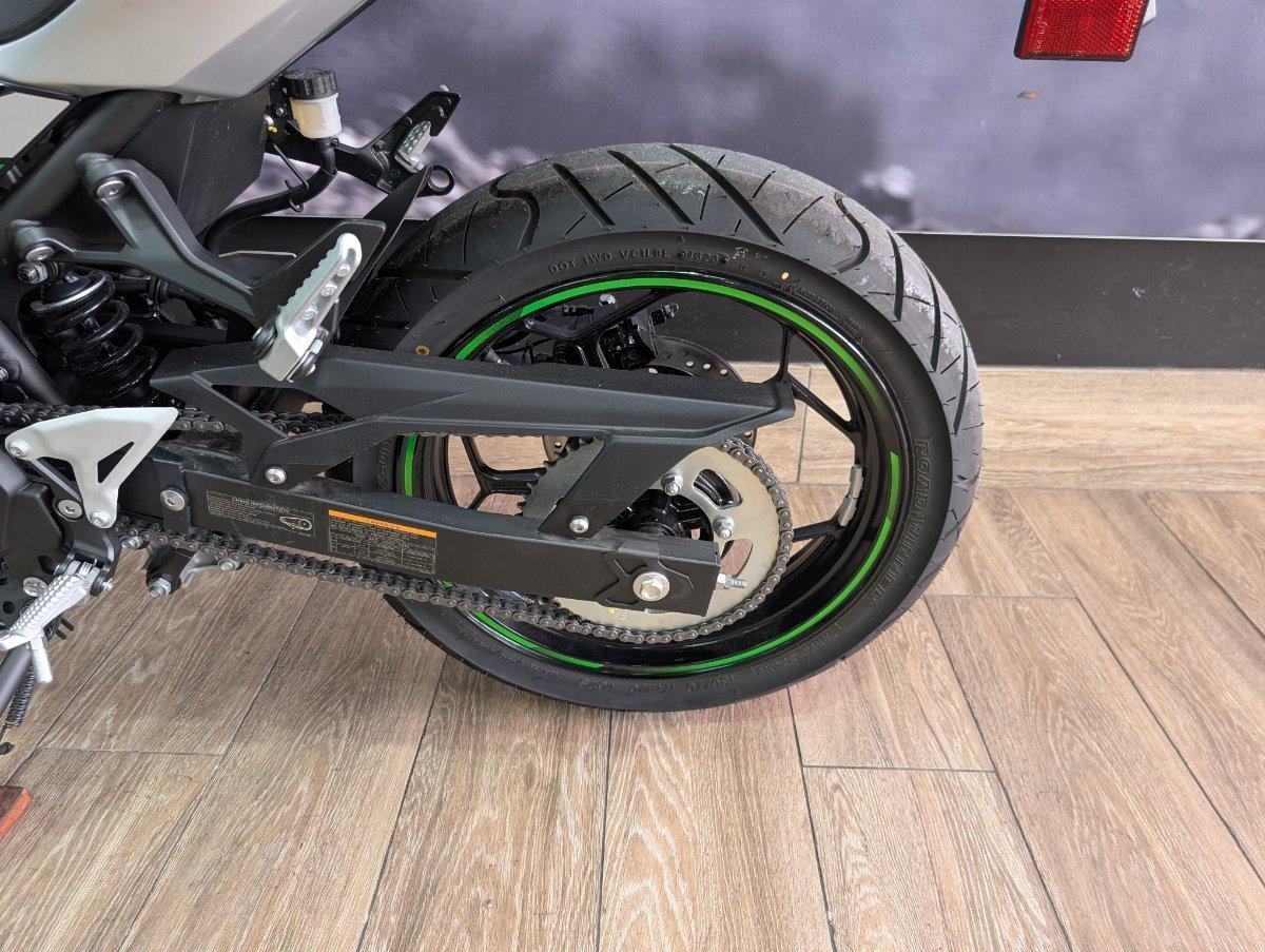 2025 KAWASAKI NINJA e-1 SPORTS