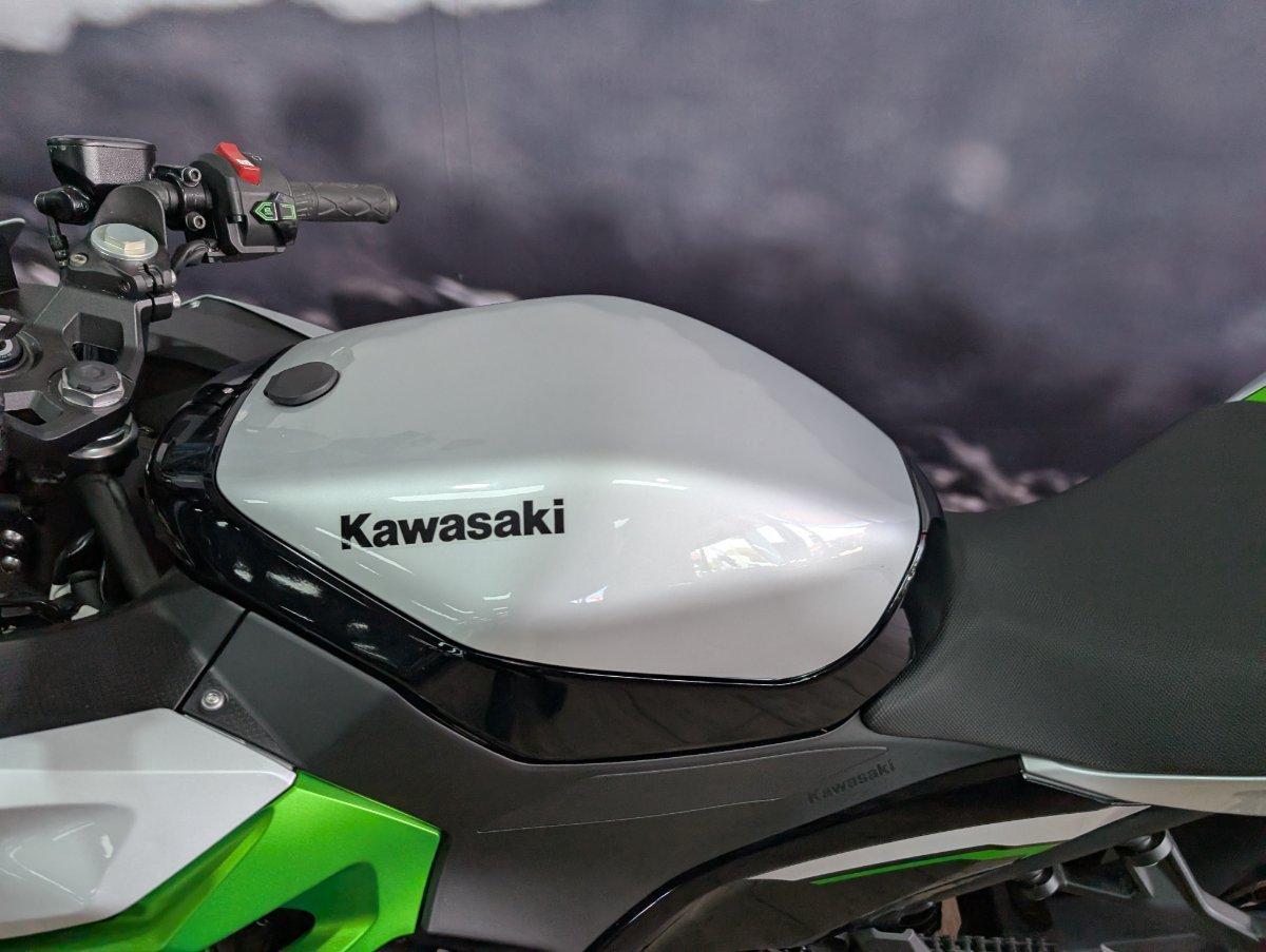 2025 KAWASAKI NINJA e-1 SPORTS